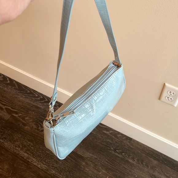 Croc Baguette Bag - Picture 4 of 4